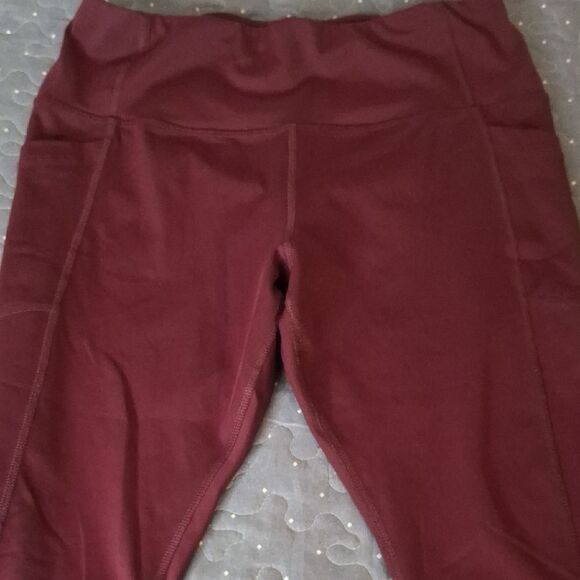 AVIA Burgundy Leggings size large - Picture 2 of 6